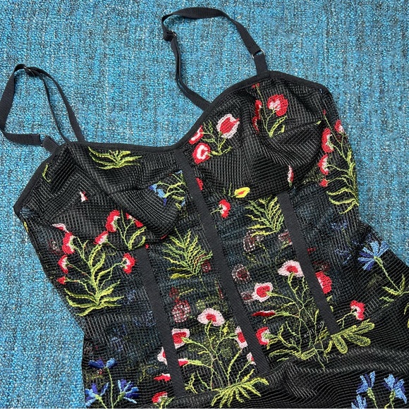 Allen Schwartz Black Mesh Floral Embroidered Bodysuit - Picture 3 of 12